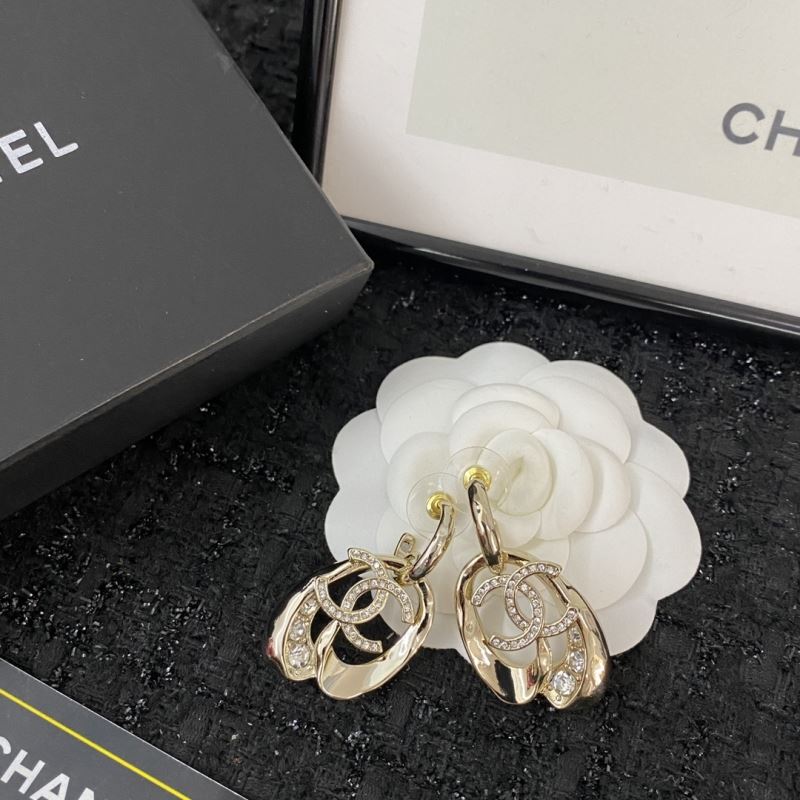 Ch**el earrings